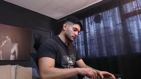 Snapshot of richard_milleer chatting on 01/17/26, 12:10 Ricardo online show from 01/17/26, 12:10