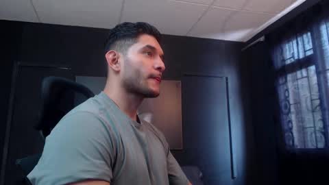 Snapshot of richard_milleer chatting on 02/06/26, 02:20 Ricardo online show from 02/06/26, 02:20