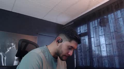 Snapshot of richard_milleer chatting on 02/16/26, 01:40 Ricardo online show from 02/16/26, 01:40