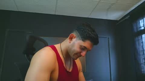 Snapshot of richard_milleer chatting on 06/05/26, 02:45 Ricardo online show from 06/05/26, 02:45