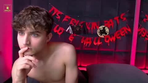 Richard online show from 10/28/25, 03:36