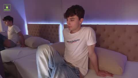 Richard online show from 10/30/25, 03:24