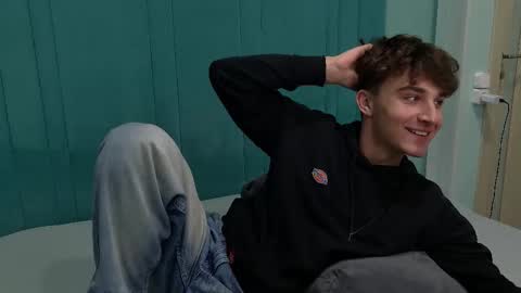 Richard online show from 12/01/25, 04:01