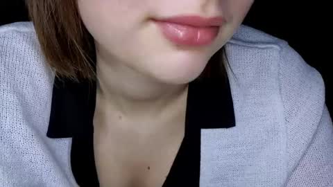 Luna online show from 04/17/26, 06:33