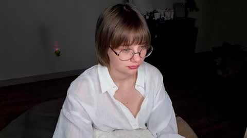 Luna online show from 05/28/26, 06:16