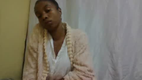 Snapshot of richella34 chatting on 06/18/26, 11:20 richella34 online show from 06/18/26, 11:20