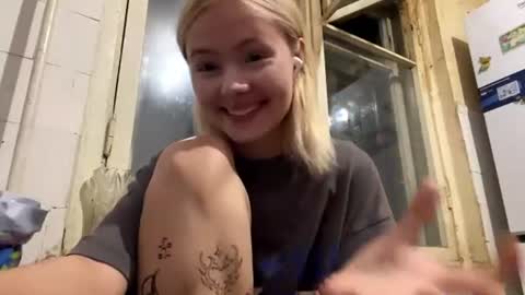 jenny online show from 07/21/26, 07:49