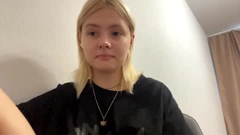 jenny online show from 07/25/26, 03:09