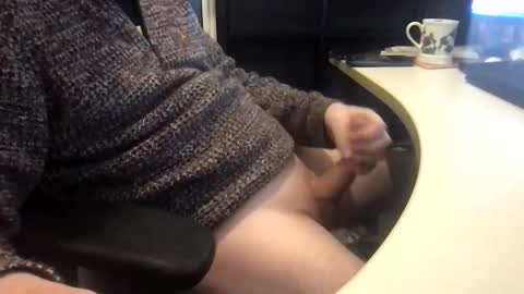 Snapshot of richgeezer20 chatting on 10/15/25, 08:14 richgeezer20 online show from 10/15/25, 08:14