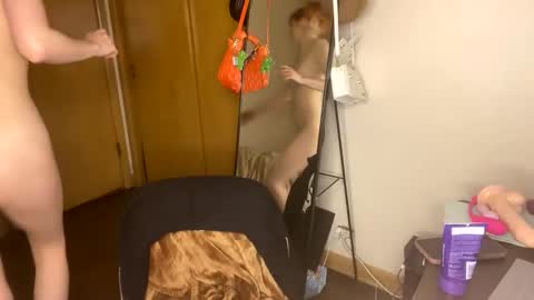 Snapshot of richhousewives chatting on 12/17/24, 07:18 Amber online show from 12/17/24, 07:18