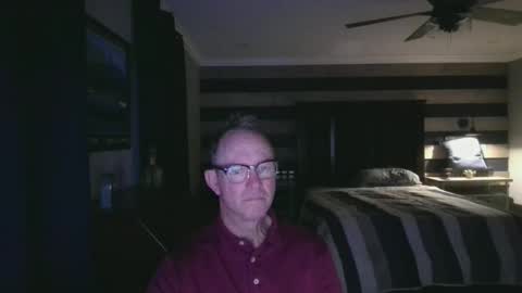 Snapshot of richie_and_rich chatting on 12/01/25, 10:42 richie_and_rich online show from 12/01/25, 10:42