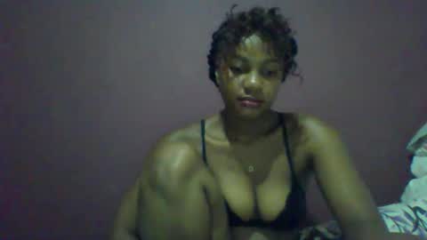 Snapshot of ricie001 chatting on 04/25/26, 01:41 ricie001 online show from 04/25/26, 01:41