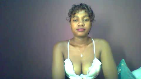 Snapshot of ricie001 chatting on 05/05/26, 12:24 ricie001 online show from 05/05/26, 12:24