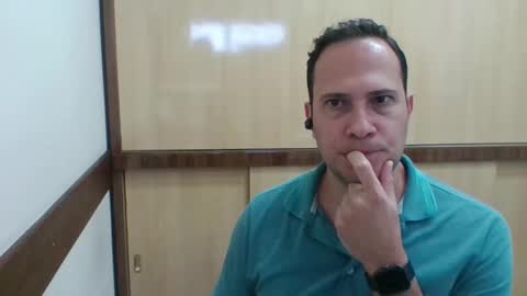 Rick Arian online show from 11/05/25, 01:11