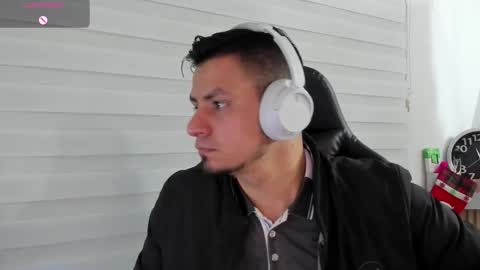 Snapshot of rick_diesel chatting on 12/18/25, 04:18 Rick Diesel online show from 12/18/25, 04:18