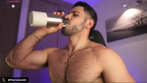 Snapshot of rick_smith153 chatting on 12/18/25, 02:50 Rick online show from 12/18/25, 02:50