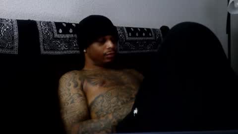 Snapshot of rickavelli chatting on 04/17/26, 02:14 Rick online show from 04/17/26, 02:14