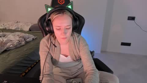 Snapshot of rickisanchez chatting on 01/29/25, 08:35 RickiSanchez online show from 01/29/25, 08:35