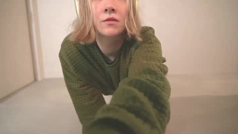 Snapshot of rickisanchez chatting on 03/08/25, 09:08 RickiSanchez online show from 03/08/25, 09:08