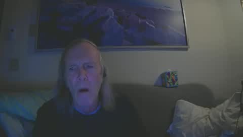 Snapshot of rickl56 chatting on 12/20/24, 06:50 rickl56 online show from 12/20/24, 06:50