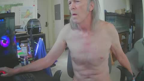 Snapshot of rickl56 chatting on 10/06/25, 04:15 rickl56 online show from 10/06/25, 04:15