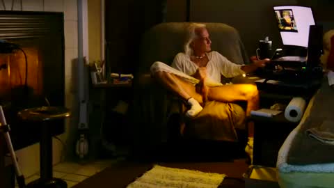 PINK HOLE TWINK online show from 02/11/25, 05:05