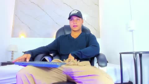 Ricky  online show from 02/07/25, 09:26