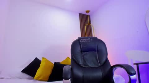 Ricky  online show from 02/20/25, 11:43