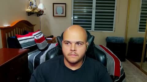 Snapshot of rickyj1012 chatting on 02/01/25, 01:44 Ricky online show from 02/01/25, 01:44