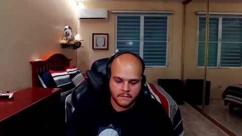 Snapshot of rickyj1012 chatting on 10/03/25, 10:07 Ricky online show from 10/03/25, 10:07