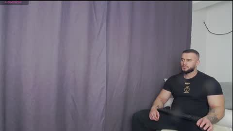 Snapshot of rickymiami1 chatting on 02/15/26, 01:31 rickymiami1 online show from 02/15/26, 01:31