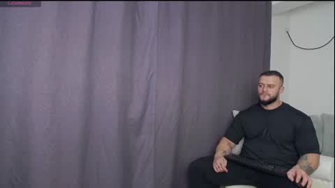 Snapshot of rickymiami1 chatting on 02/24/26, 07:45 rickymiami1 online show from 02/24/26, 07:45