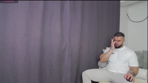 Snapshot of rickymiami1 chatting on 02/26/26, 07:35 rickymiami1 online show from 02/26/26, 07:35