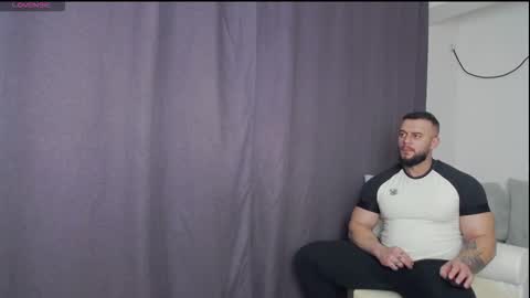 Snapshot of rickymiami1 chatting on 03/01/26, 08:55 rickymiami1 online show from 03/01/26, 08:55