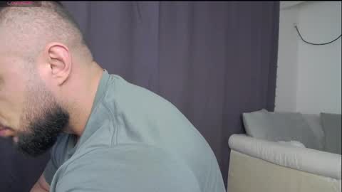 Snapshot of rickymiami1 chatting on 03/29/26, 02:06 rickymiami1 online show from 03/29/26, 02:06