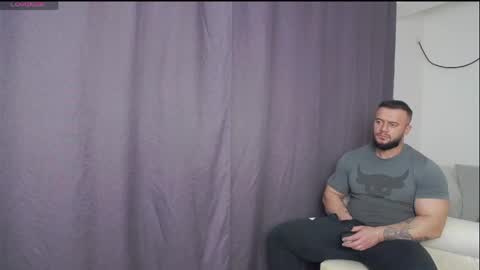 Snapshot of rickymiami1 chatting on 03/30/26, 06:53 rickymiami1 online show from 03/30/26, 06:53