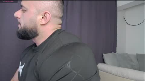 Snapshot of rickymiami1 chatting on 04/04/26, 05:54 rickymiami1 online show from 04/04/26, 05:54