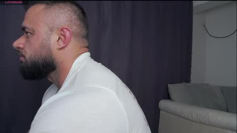 Snapshot of rickymiami1 chatting on 04/06/26, 07:04 rickymiami1 online show from 04/06/26, 07:04