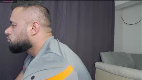 Snapshot of rickymiami1 chatting on 04/07/26, 07:03 rickymiami1 online show from 04/07/26, 07:03