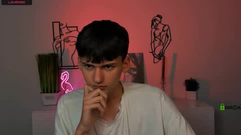 Rico online show from 10/26/25, 08:04