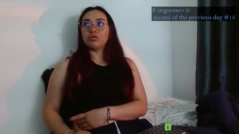 Snapshot of ricocandy chatting on 10/13/25, 03:28 Candy online show from 10/13/25, 03:28