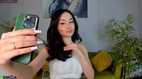 Layla online show from 03/20/26, 09:14