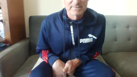 Snapshot of ridemehigh1 chatting on 12/24/24, 07:55 ridemehigh1 online show from 12/24/24, 07:55