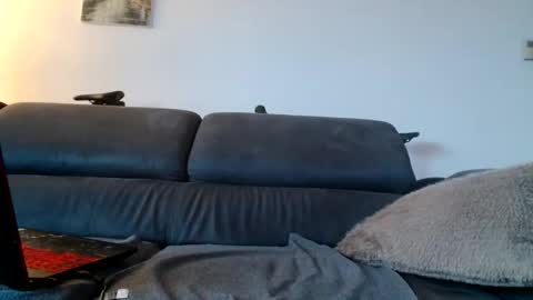 Snapshot of riggell chatting on 04/27/26, 05:22 Riggell online show from 04/27/26, 05:22