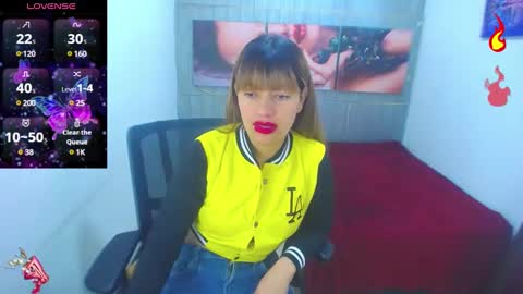 Snapshot of rihana_milan chatting on 02/23/25, 11:55 RIHANA online show from 02/23/25, 11:55