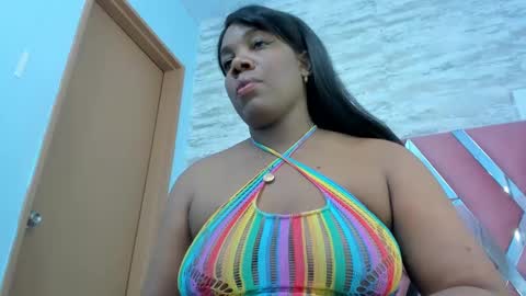 Snapshot of rihanna_abiodun chatting on 01/12/25, 01:42 Rihanna Abiodun online show from 01/12/25, 01:42