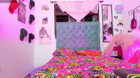 Rihanna hotx online show from 02/12/26, 03:12