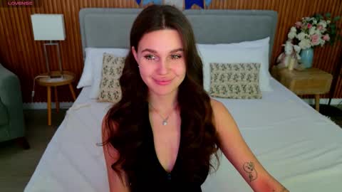 Rihanna online show from 10/05/25, 05:00