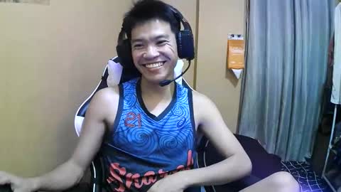 riiichie12 online show from 12/05/25, 04:47