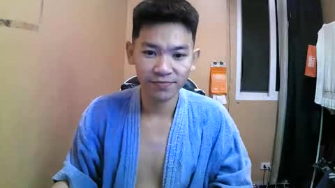 riiichie12 online show from 12/16/25, 04:23